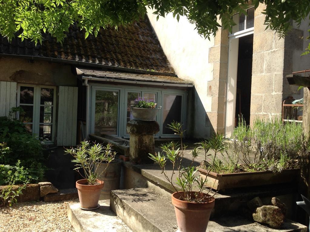 Avec Plaisir Bed and Breakfast Saint-Plaisir Esterno foto